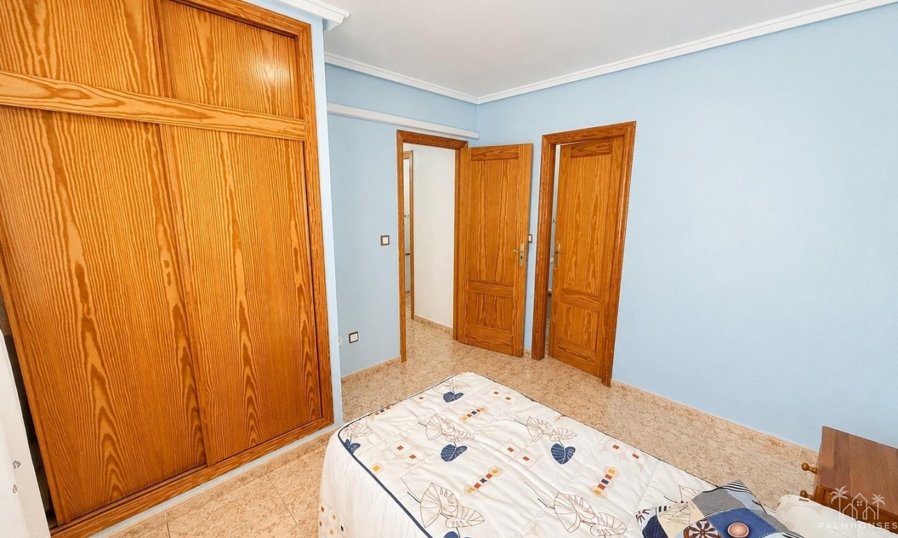 Revente - Apartment - Torrevieja - Estacion de autobuses