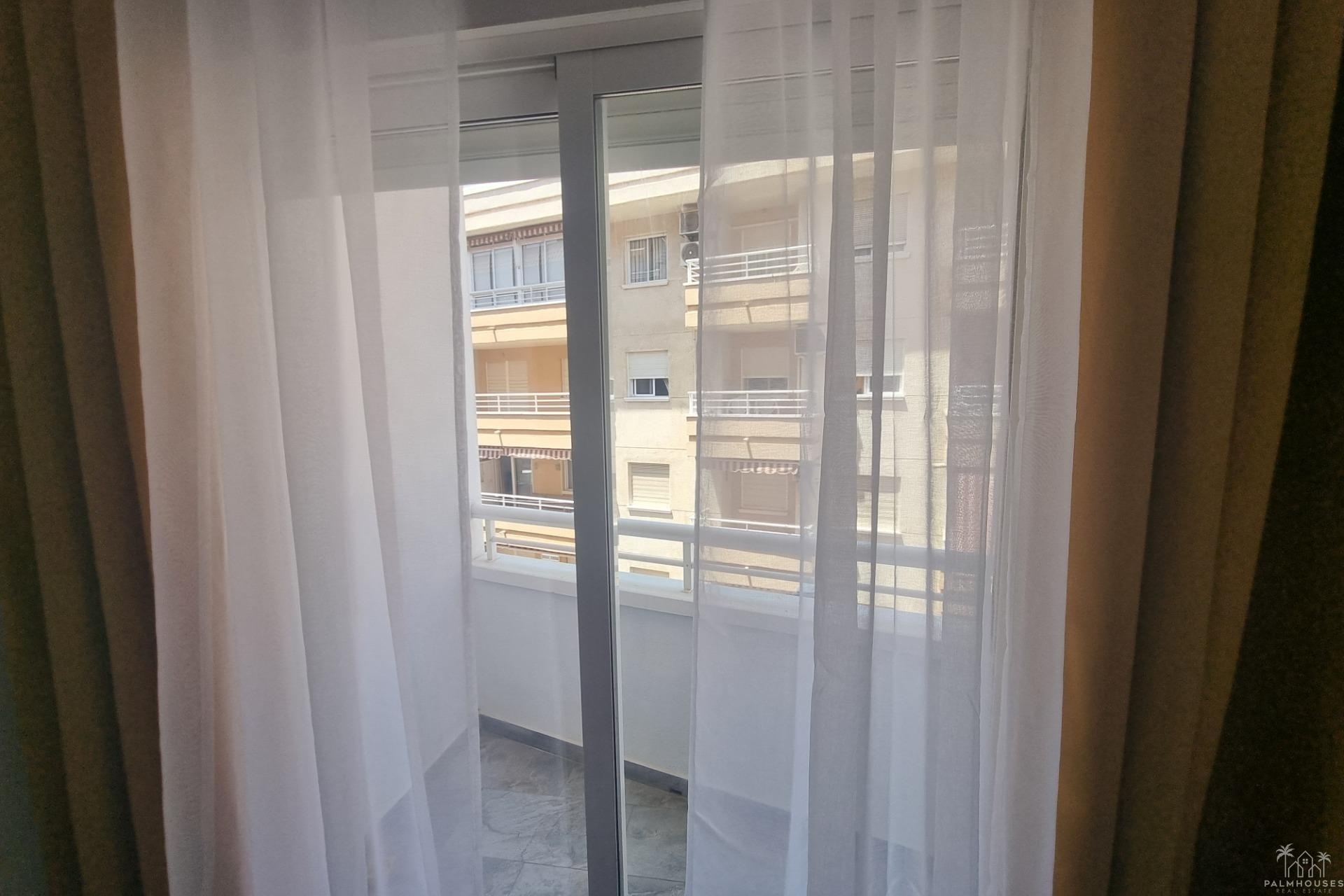 Revente - Apartment - Torrevieja - Estacion de autobuses
