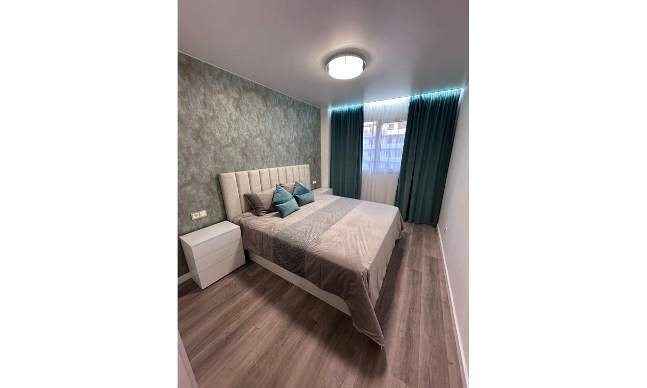 Revente - Apartment - Torrevieja - Estacion de autobuses