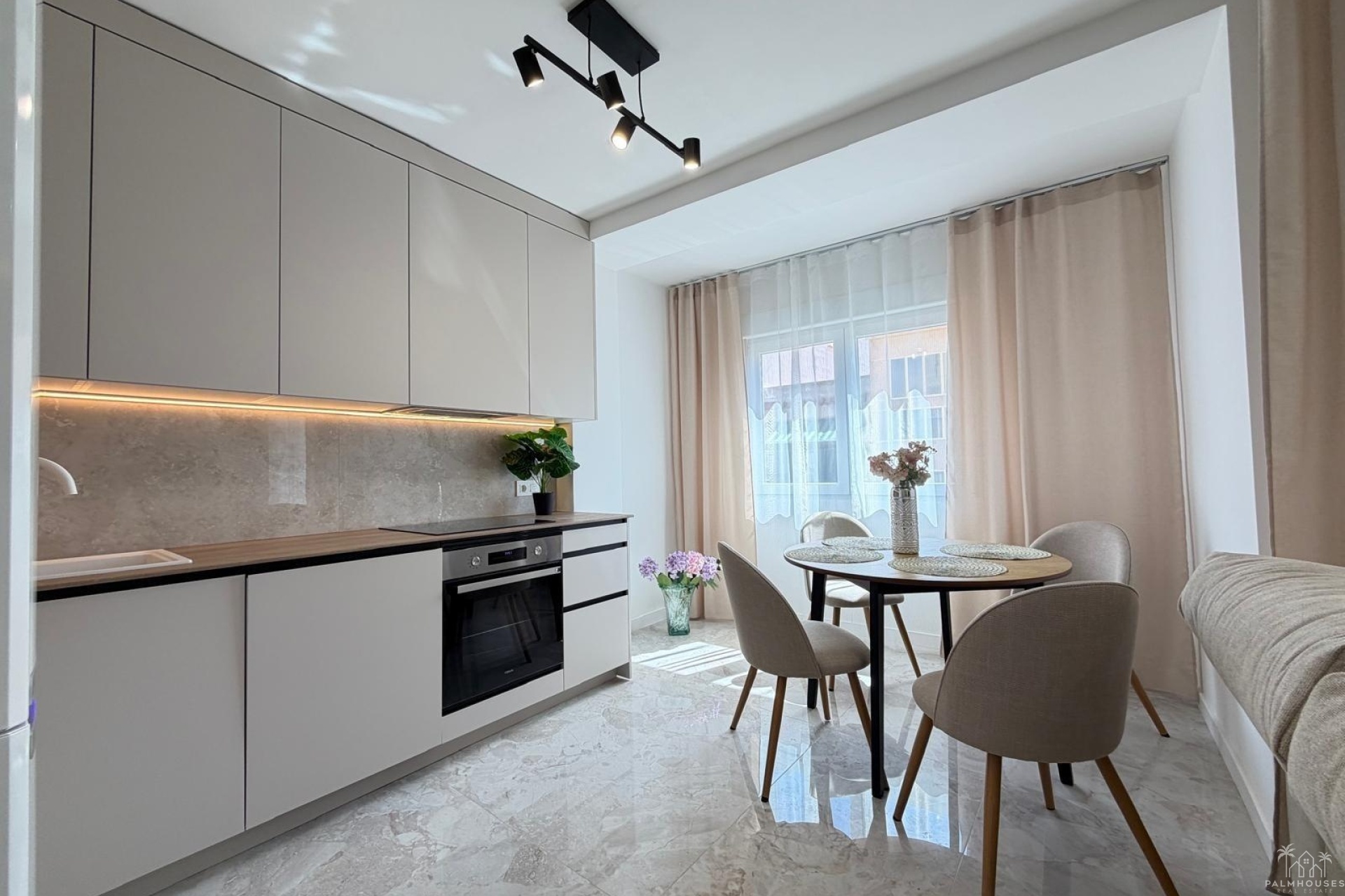 Revente - Apartment - Torrevieja - Estacion de autobuses