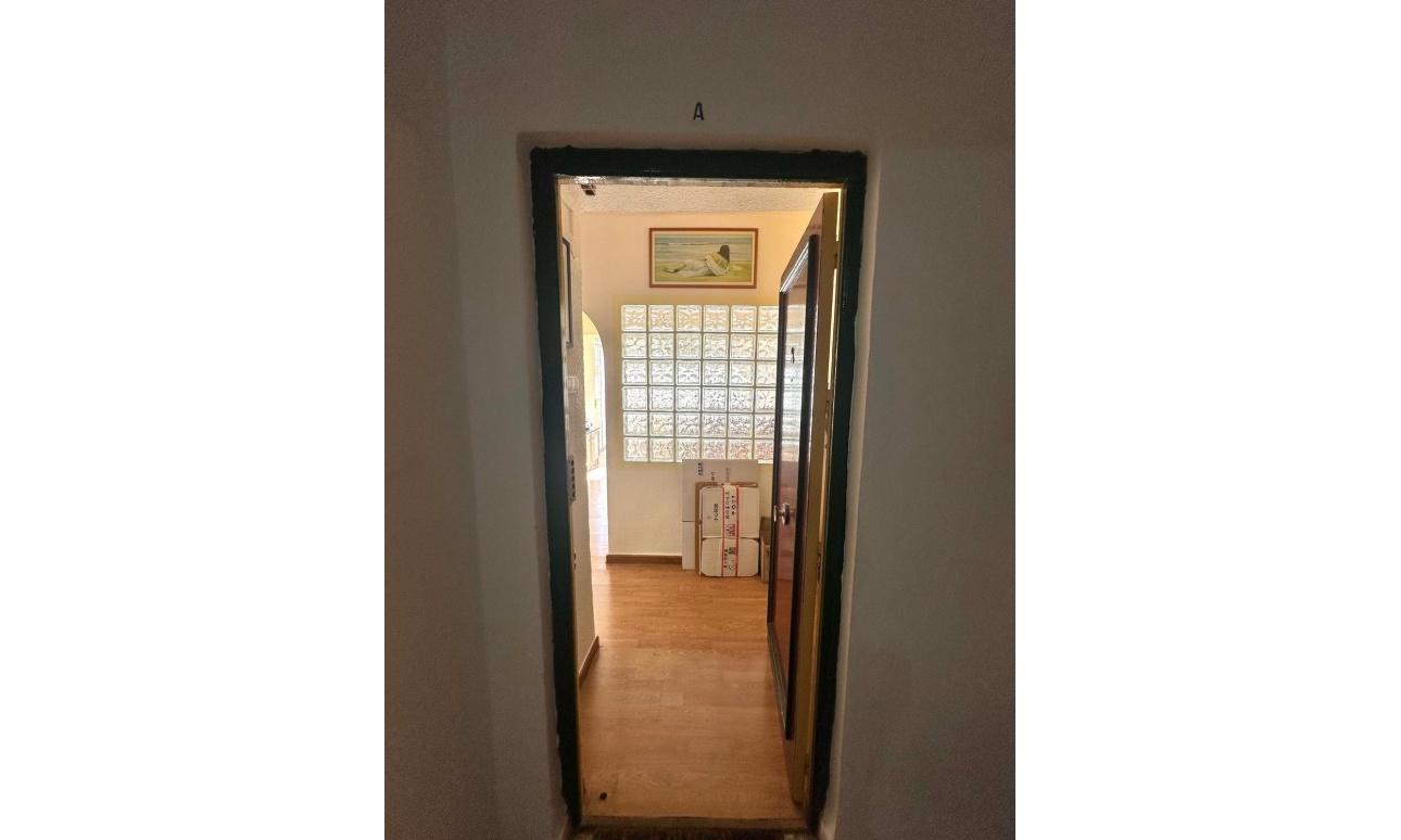 Revente - Apartment - Torrevieja - Estacion de autobuses