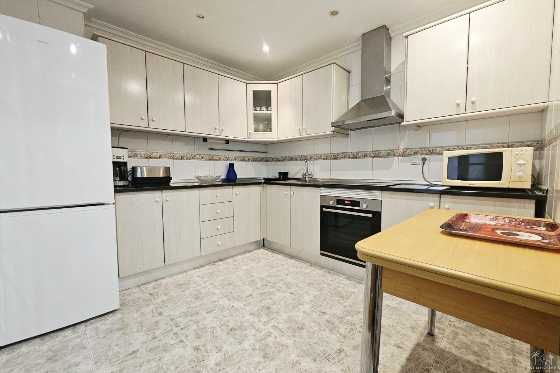 Revente - Apartment - Torrevieja - Estacion de autobuses