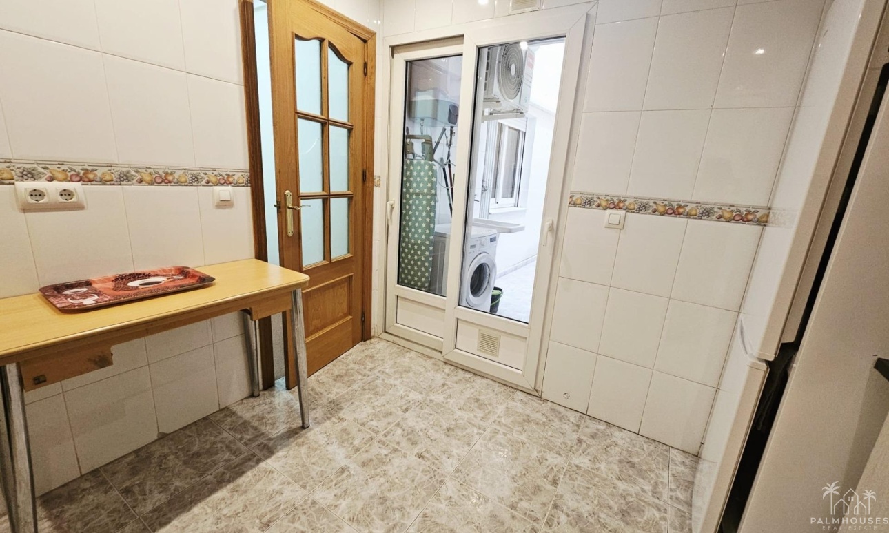Revente - Apartment - Torrevieja - Estacion de autobuses