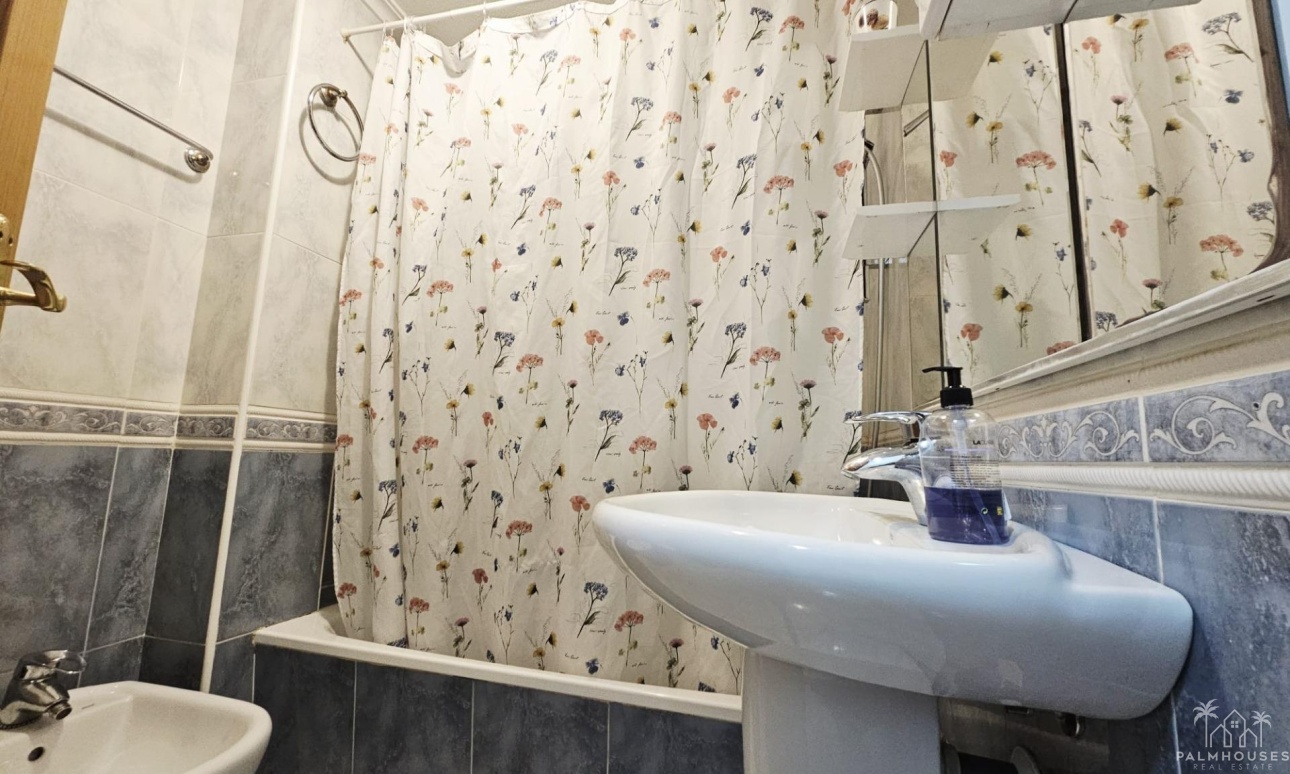 Revente - Apartment - Torrevieja - Estacion de autobuses
