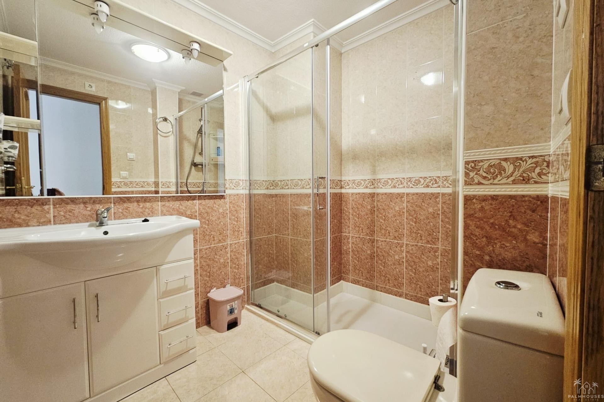 Revente - Apartment - Torrevieja - Estacion de autobuses