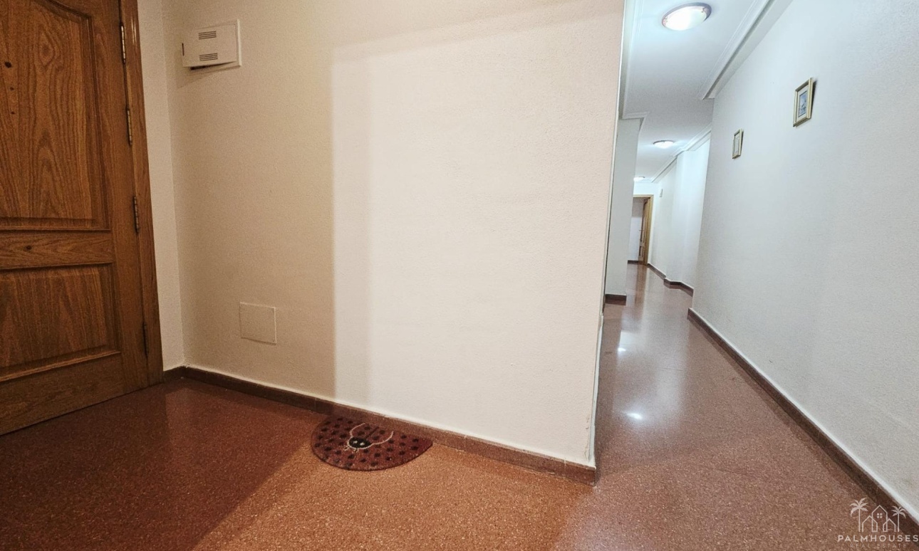 Revente - Apartment - Torrevieja - Estacion de autobuses