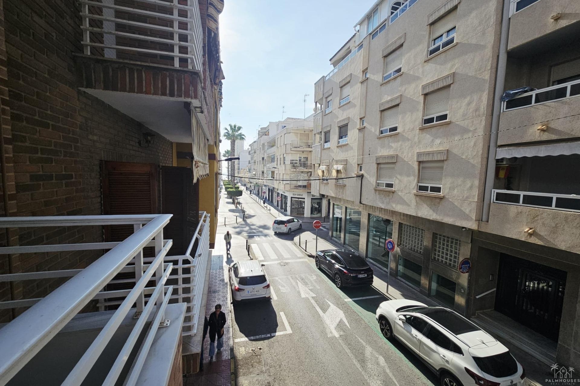 Revente - Apartment - Torrevieja - Estacion de autobuses