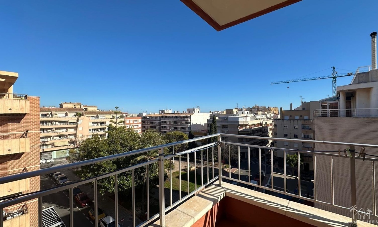 Revente - Apartment - Torrevieja - Estacion de autobuses