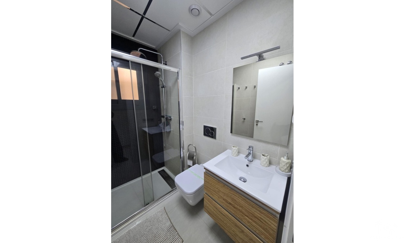 Revente - Apartment - Torrevieja - Estacion de autobuses