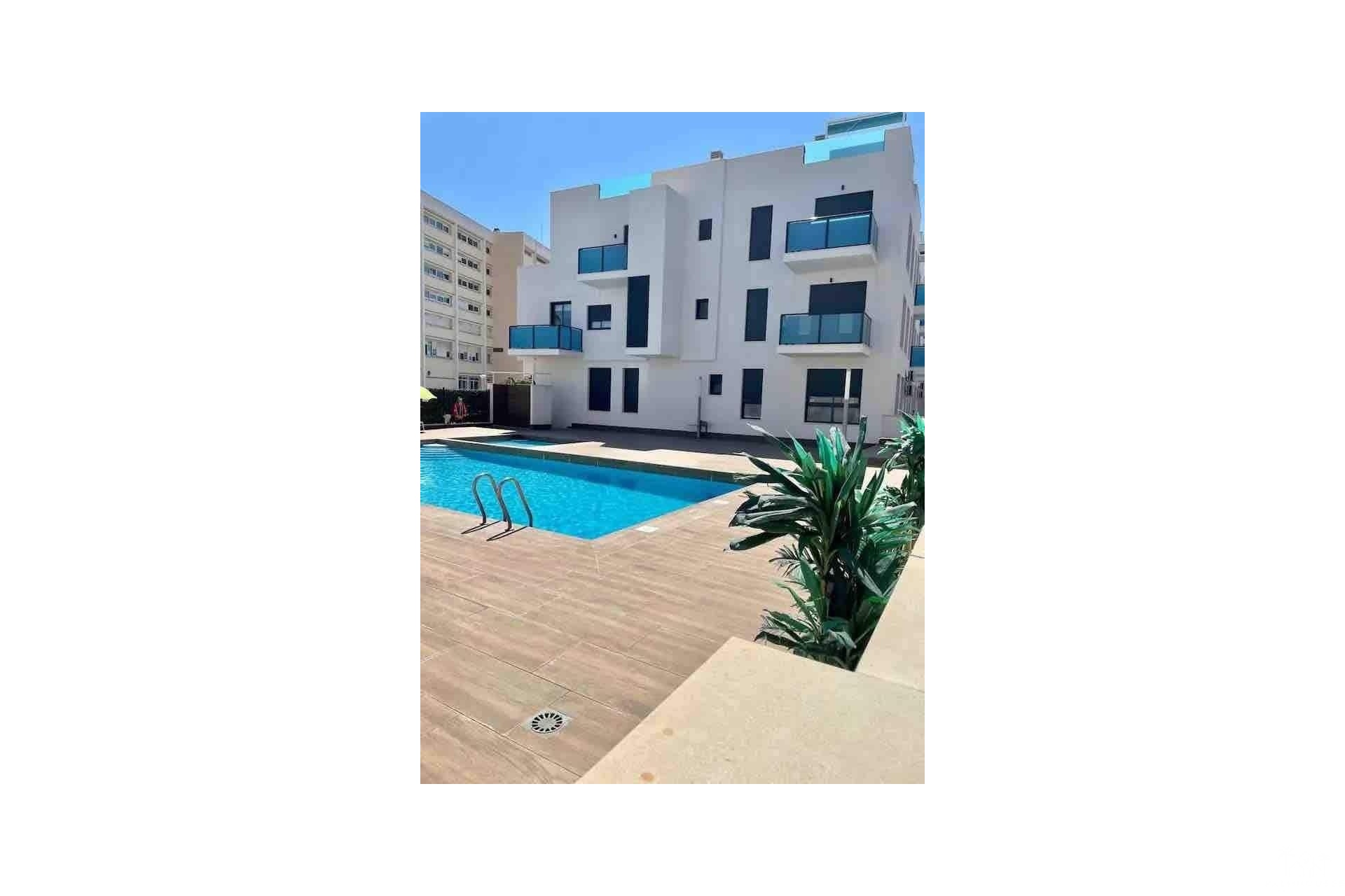 Revente - Apartment - Torrevieja - Estacion de autobuses