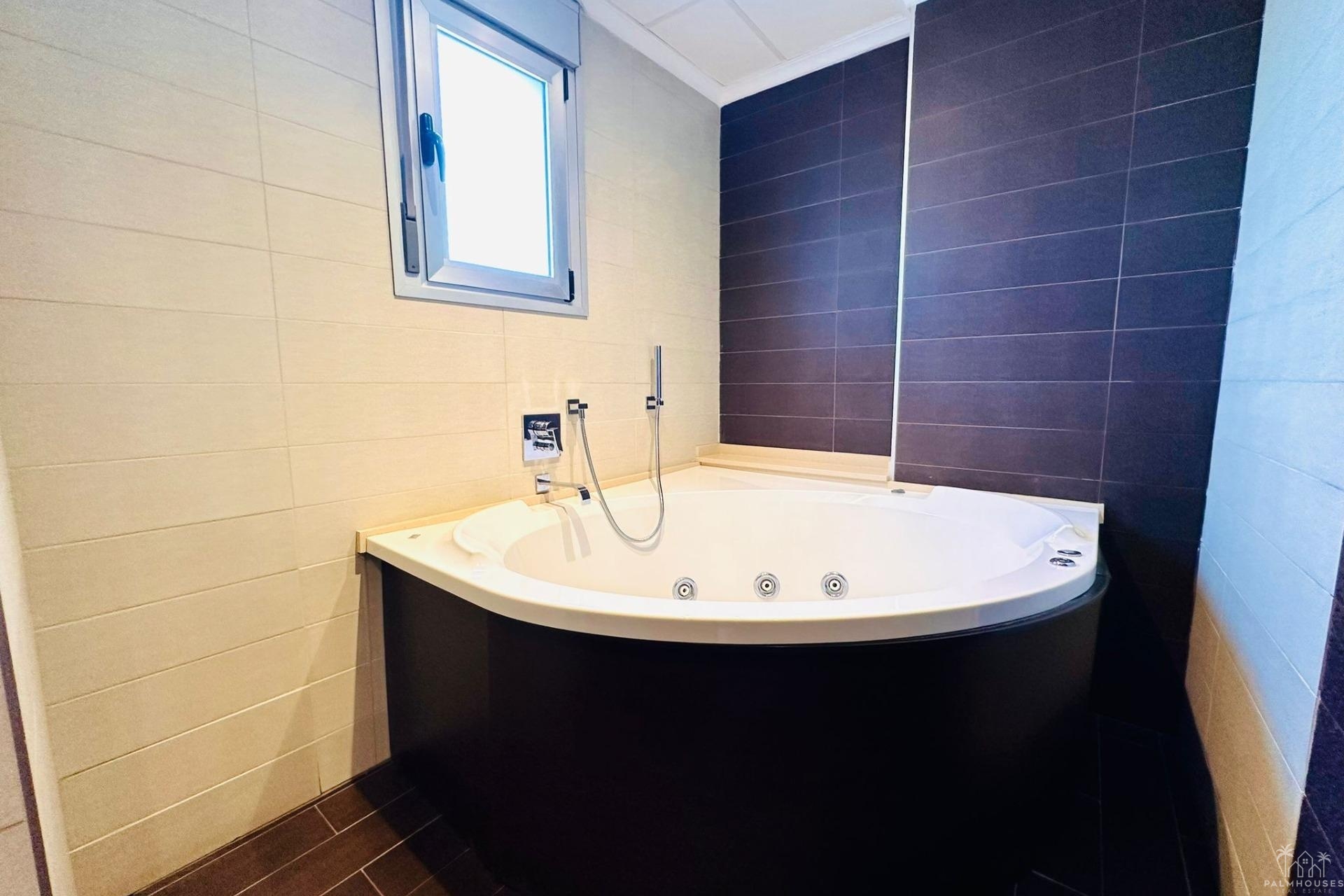 Revente - Apartment - Torrevieja - Estacion de autobuses
