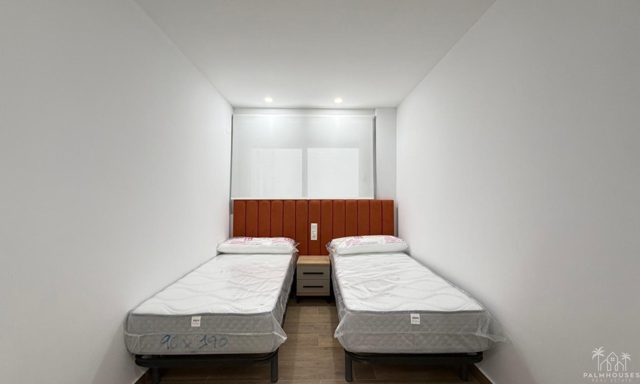 Revente - Apartment - Torrevieja - Estacion de autobuses