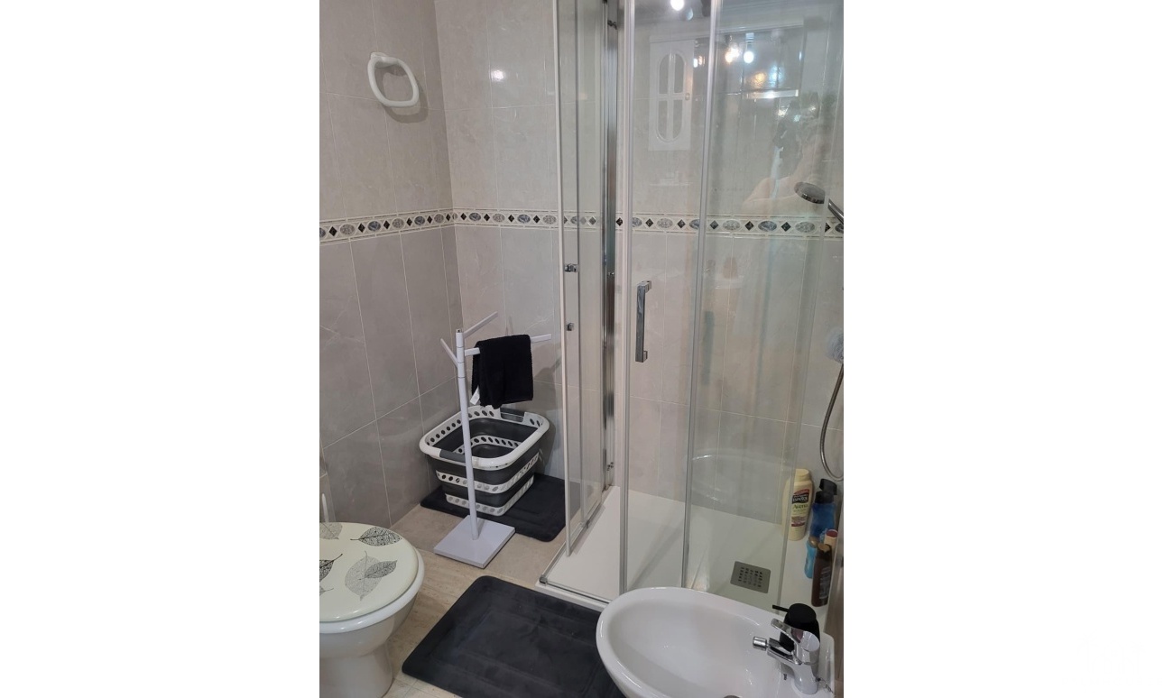 Revente - Apartment - Torrevieja - Estacion de autobuses