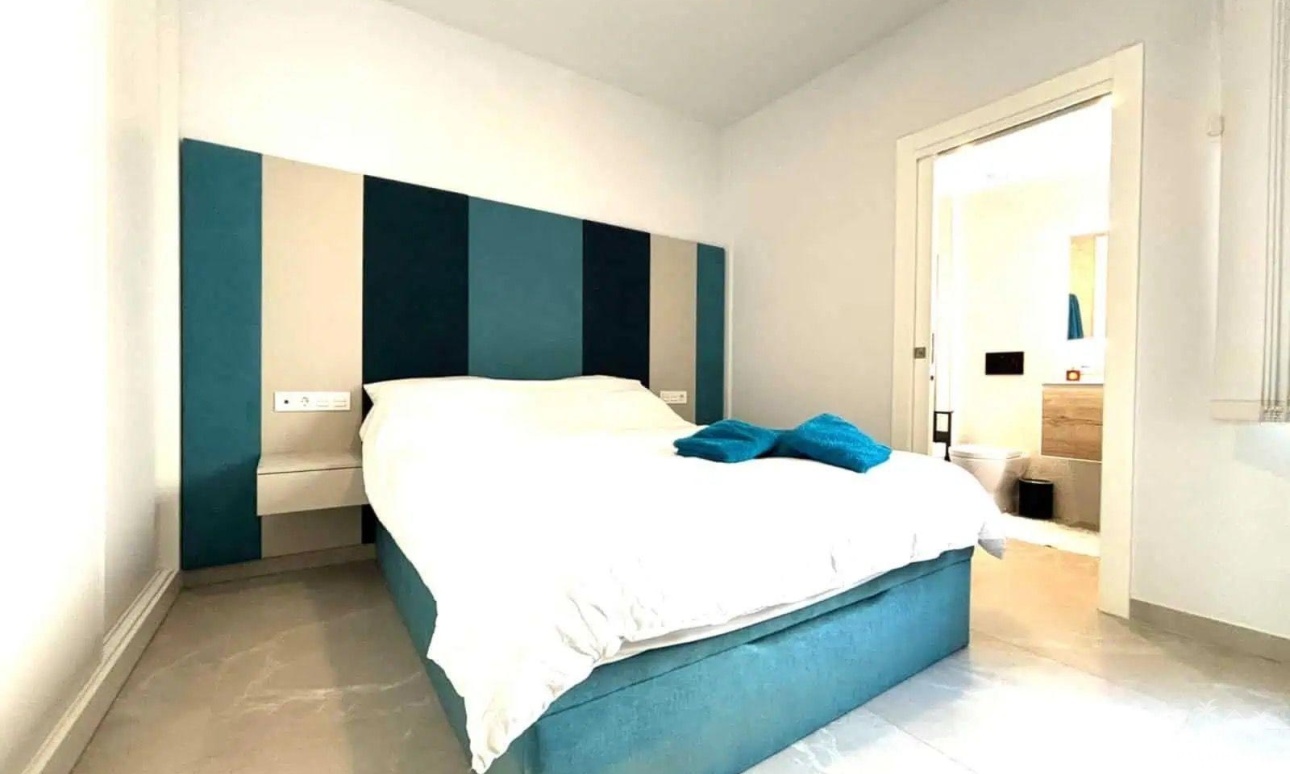 Revente - Apartment - Torrevieja - Las Piscinas Naturales