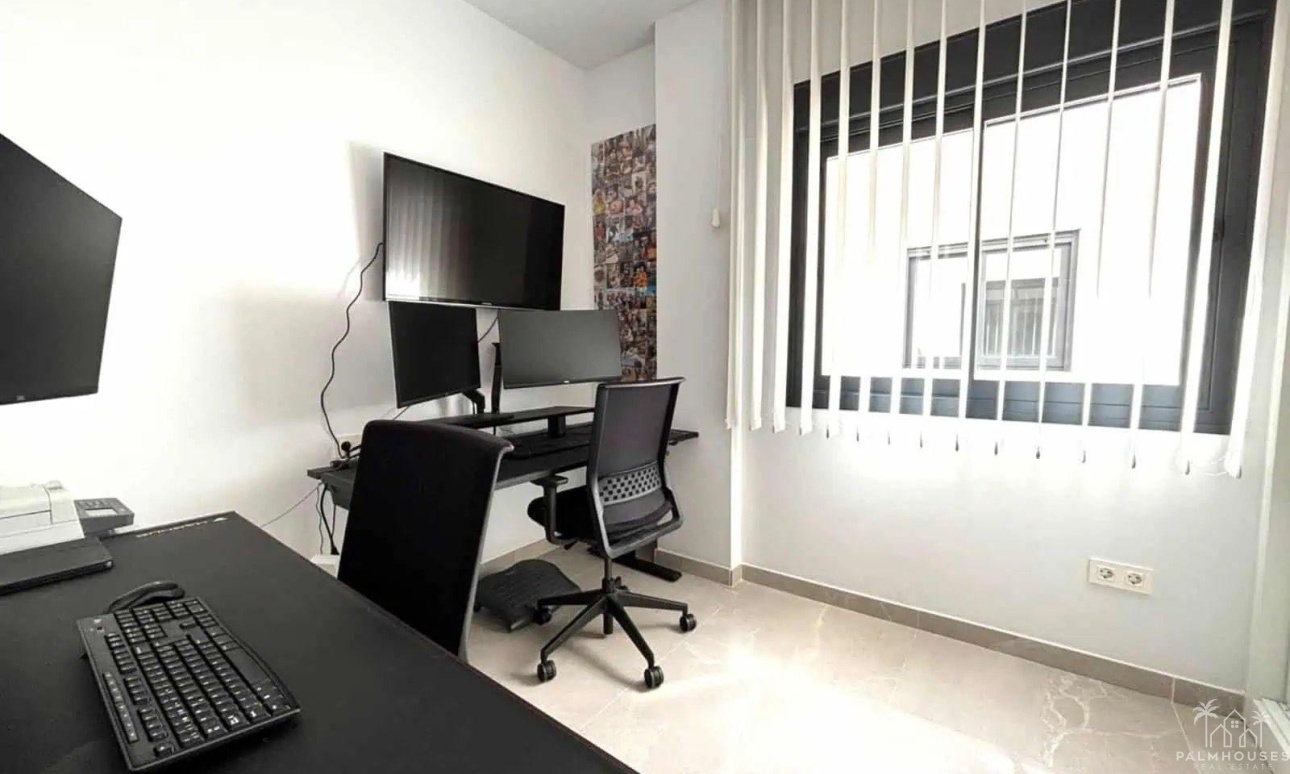 Revente - Apartment - Torrevieja - Las Piscinas Naturales