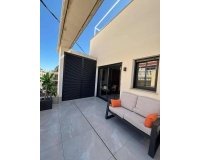 Revente - Apartment - Torrevieja - Las Piscinas Naturales