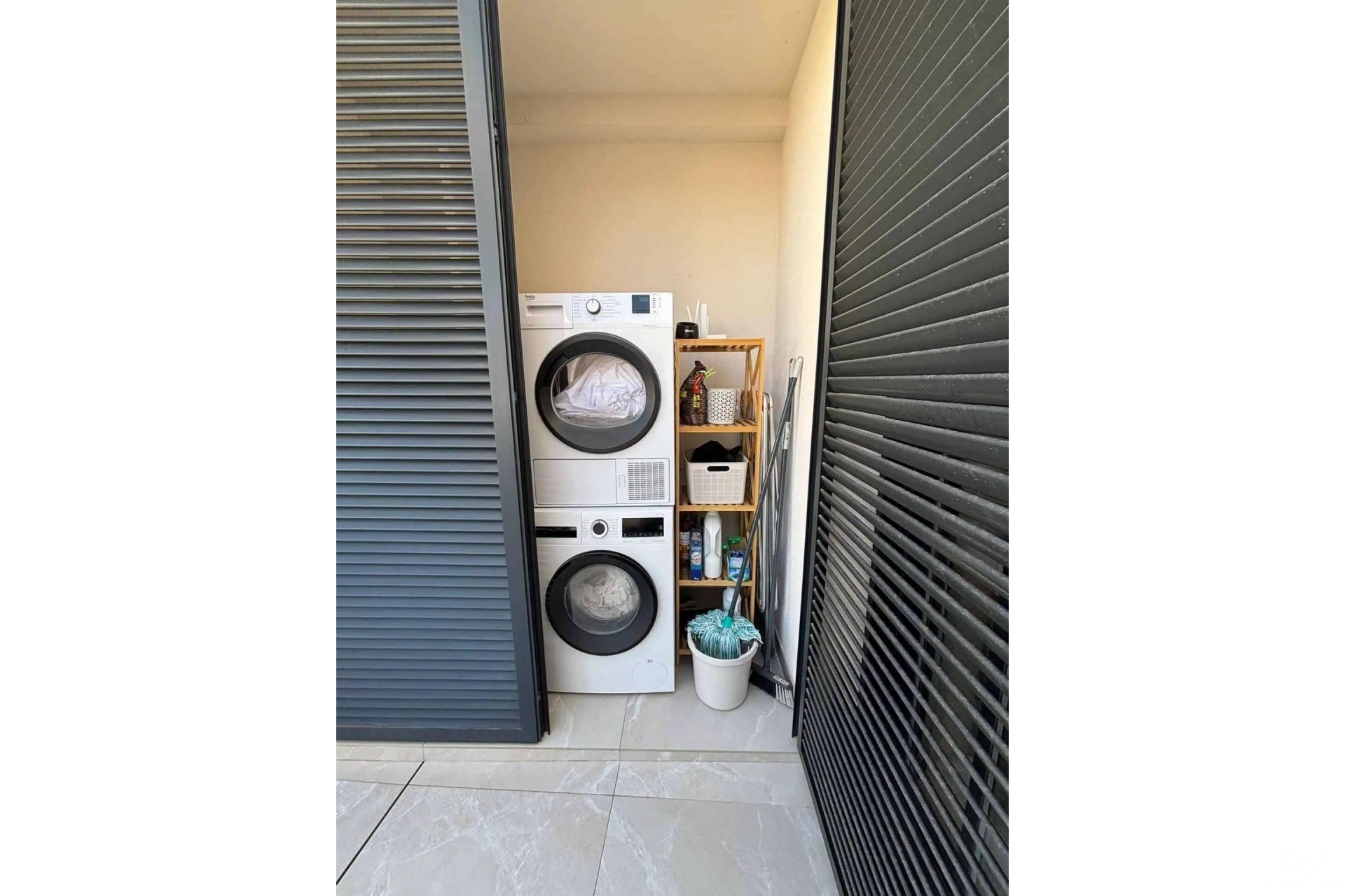Revente - Apartment - Torrevieja - Las Piscinas Naturales