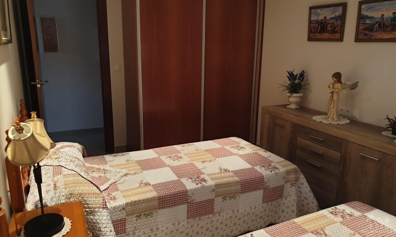 Revente - Apartment - Torrevieja - Las Piscinas Naturales