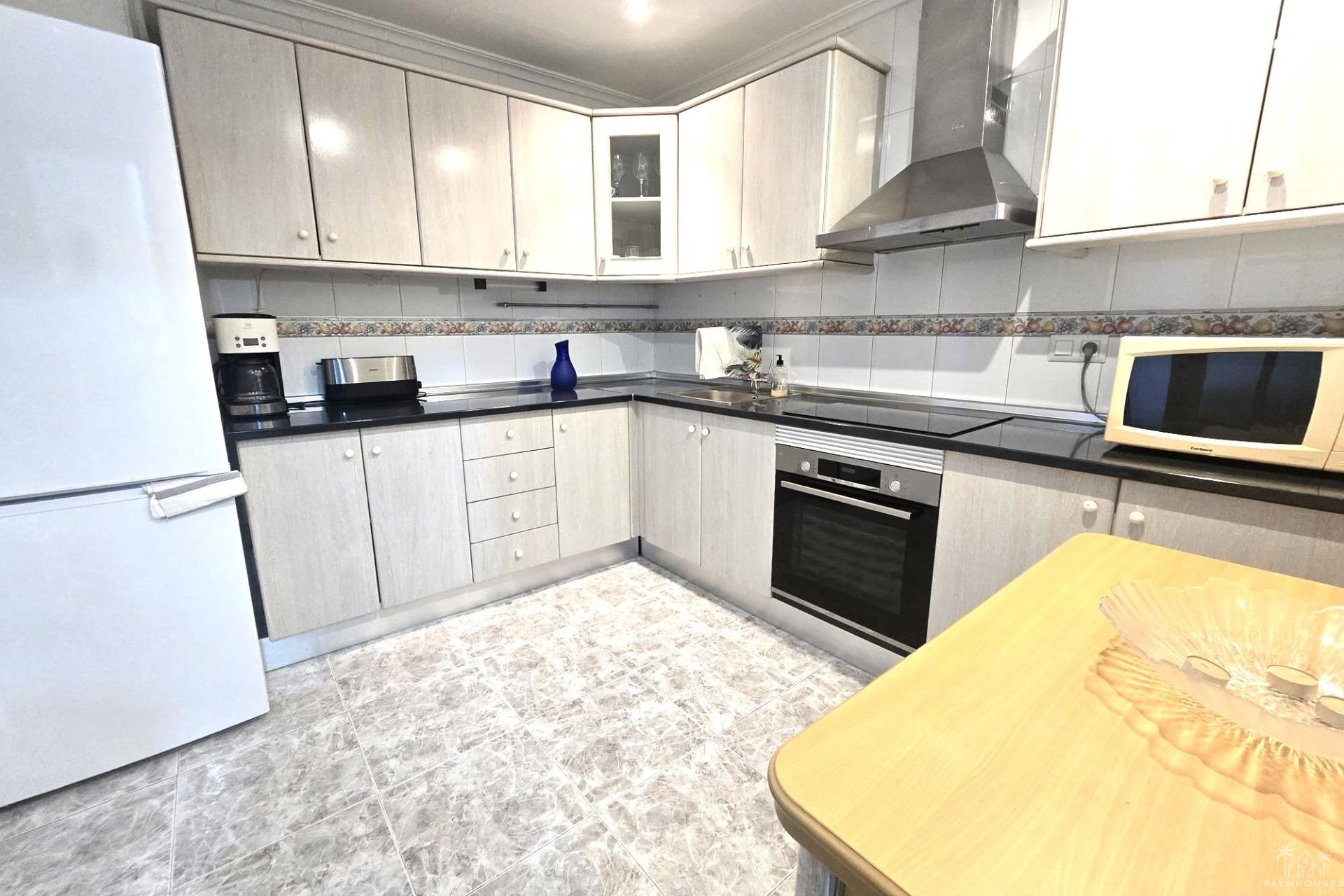 Revente - Apartment - Torrevieja - Las Piscinas Naturales