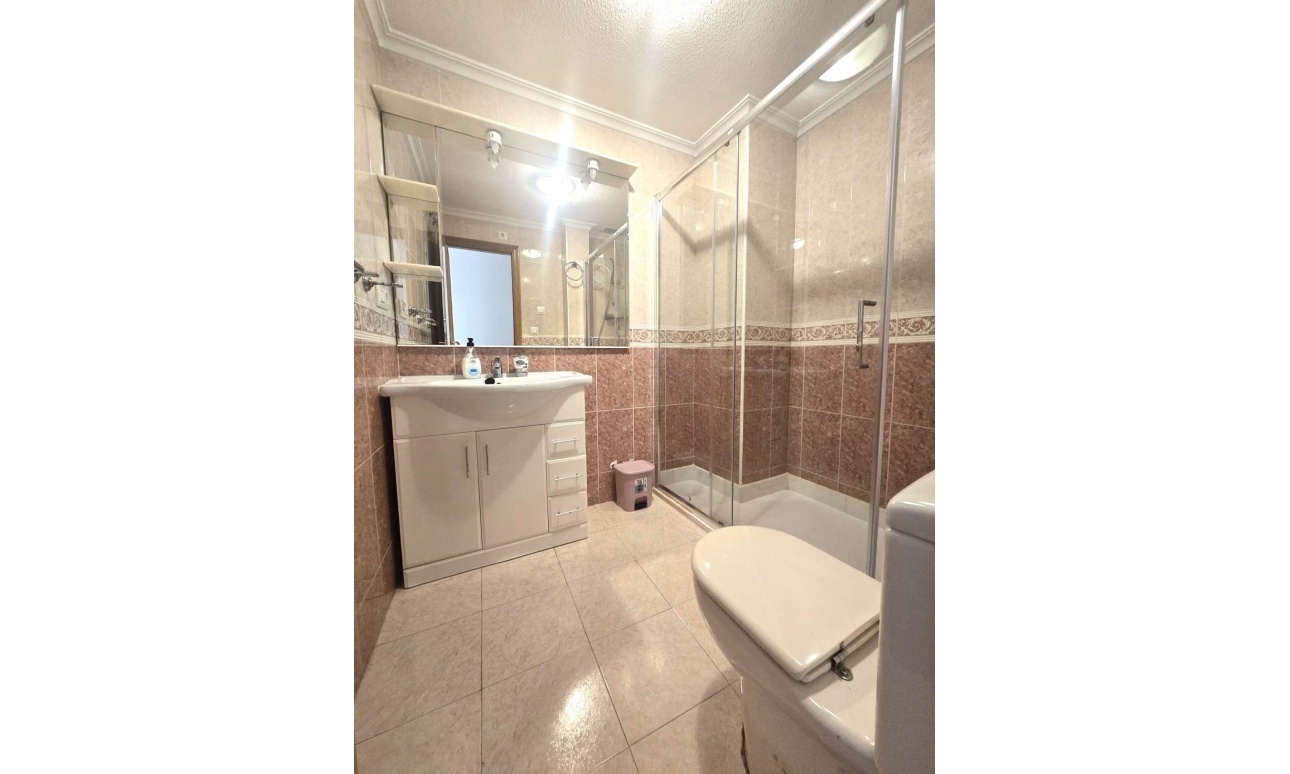Revente - Apartment - Torrevieja - Las Piscinas Naturales