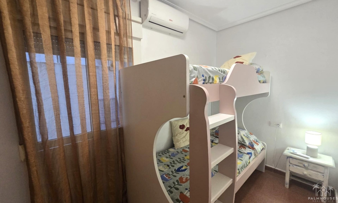 Revente - Apartment - Torrevieja - Las Piscinas Naturales