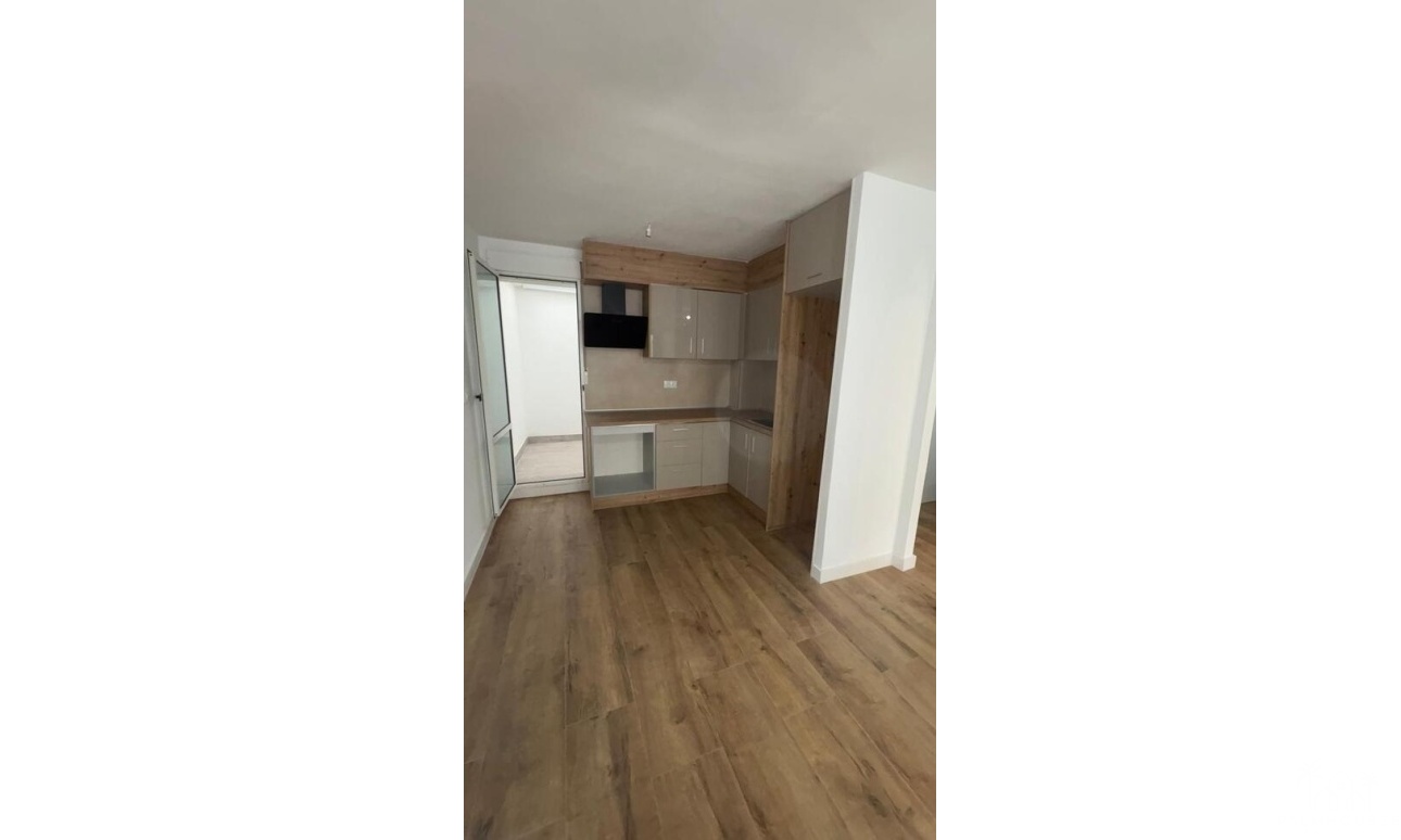 Revente - Apartment - Torrevieja - Parque de las Naciones