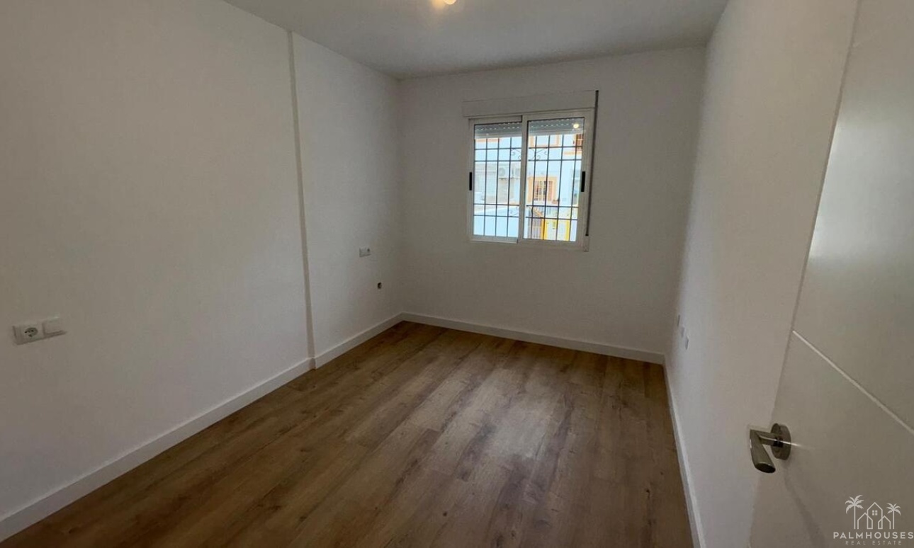 Revente - Apartment - Torrevieja - Parque de las Naciones