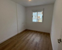 Revente - Apartment - Torrevieja - Parque de las Naciones