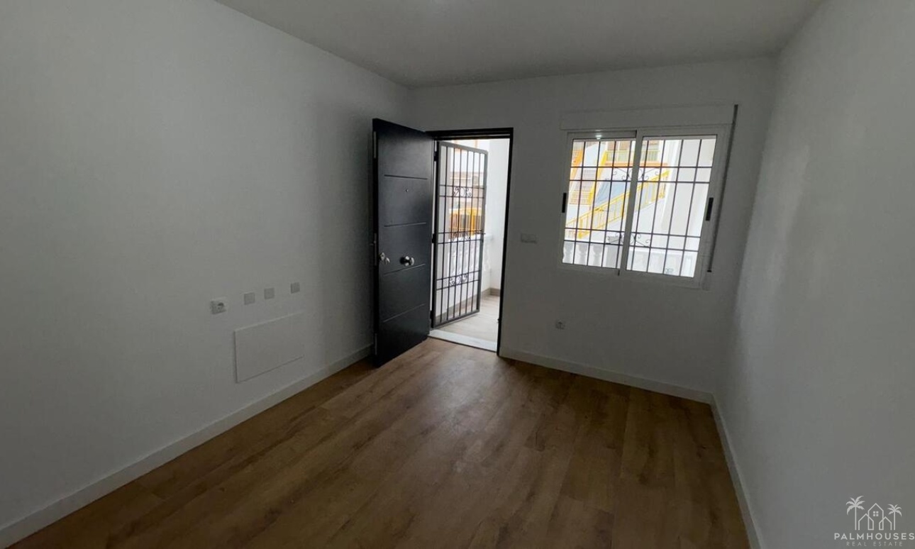 Revente - Apartment - Torrevieja - Parque de las Naciones