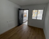 Revente - Apartment - Torrevieja - Parque de las Naciones