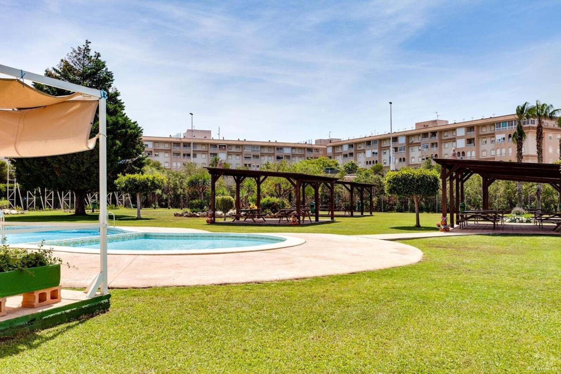 Revente - Apartment - Torrevieja - Parque de las Naciones