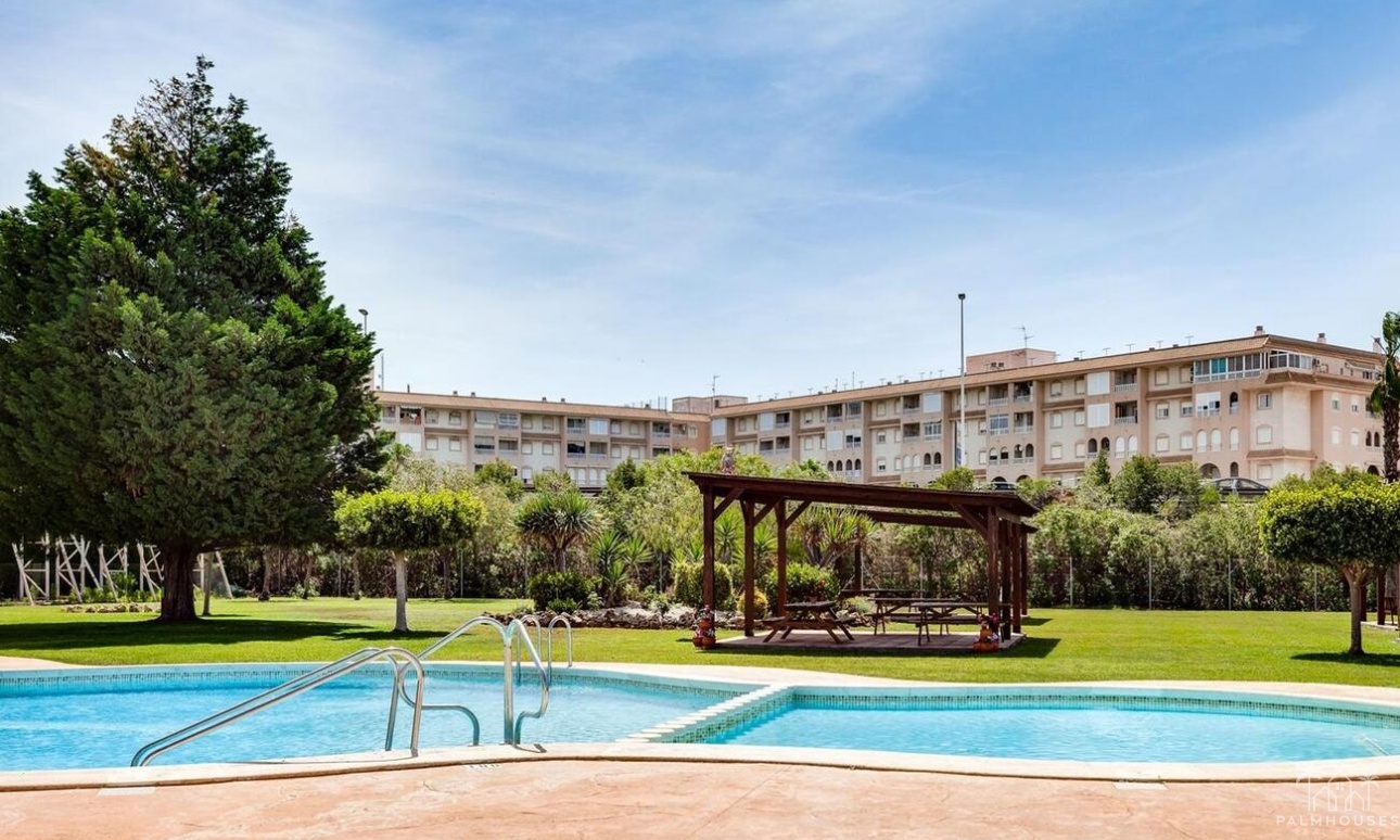 Revente - Apartment - Torrevieja - Parque de las Naciones