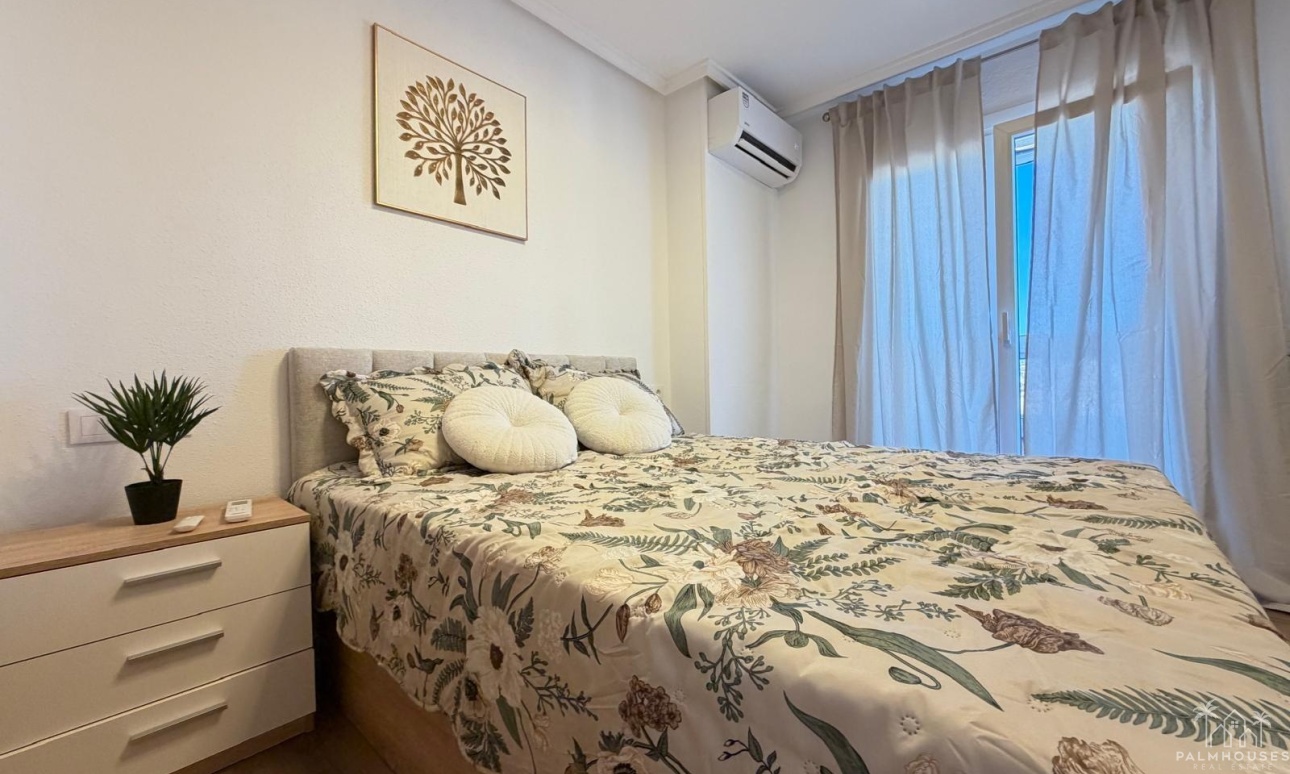 Revente - Apartment - Torrevieja - Parque de las Naciones