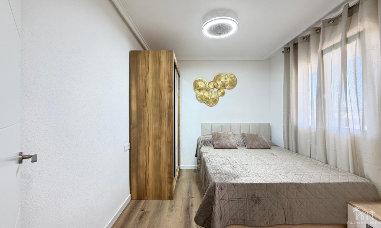 Revente - Apartment - Torrevieja - Parque de las Naciones