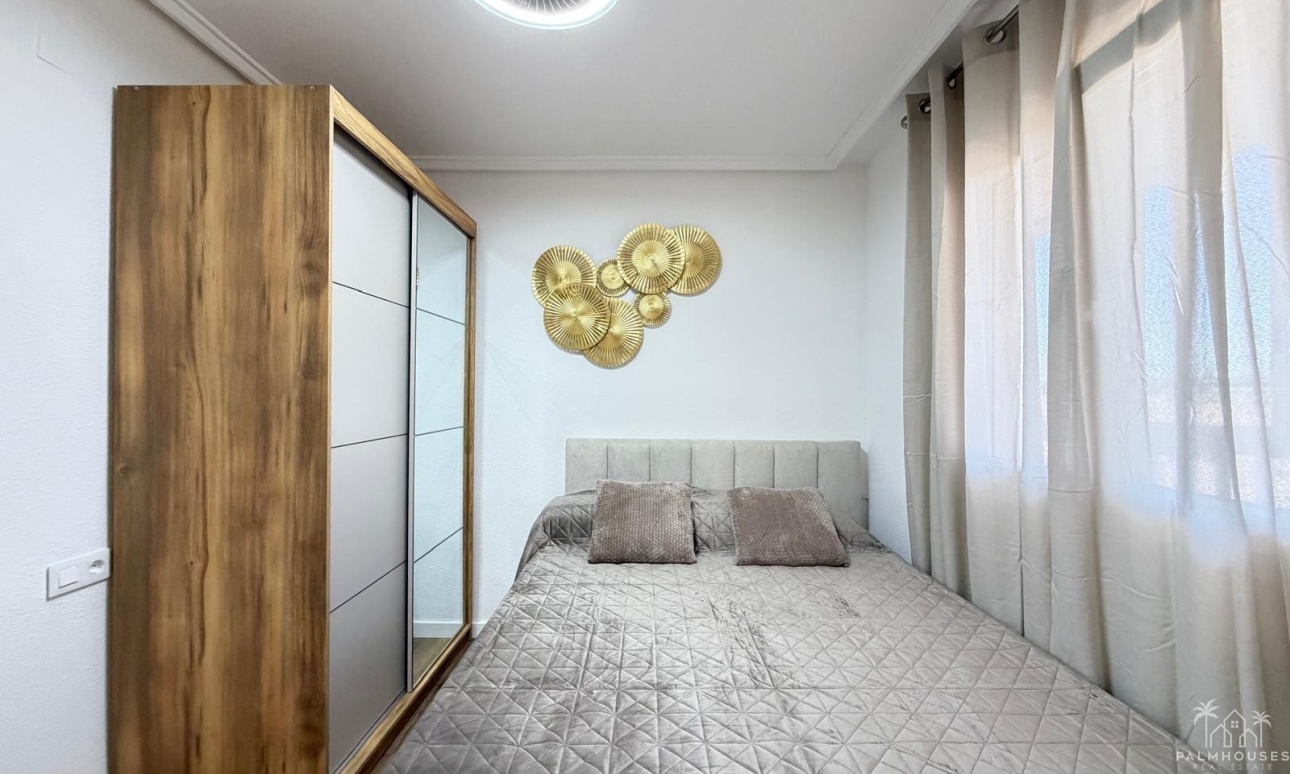 Revente - Apartment - Torrevieja - Parque de las Naciones