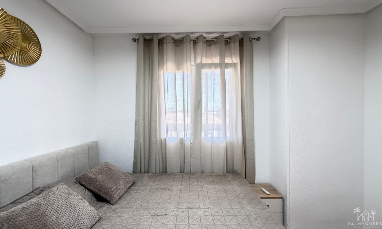 Revente - Apartment - Torrevieja - Parque de las Naciones