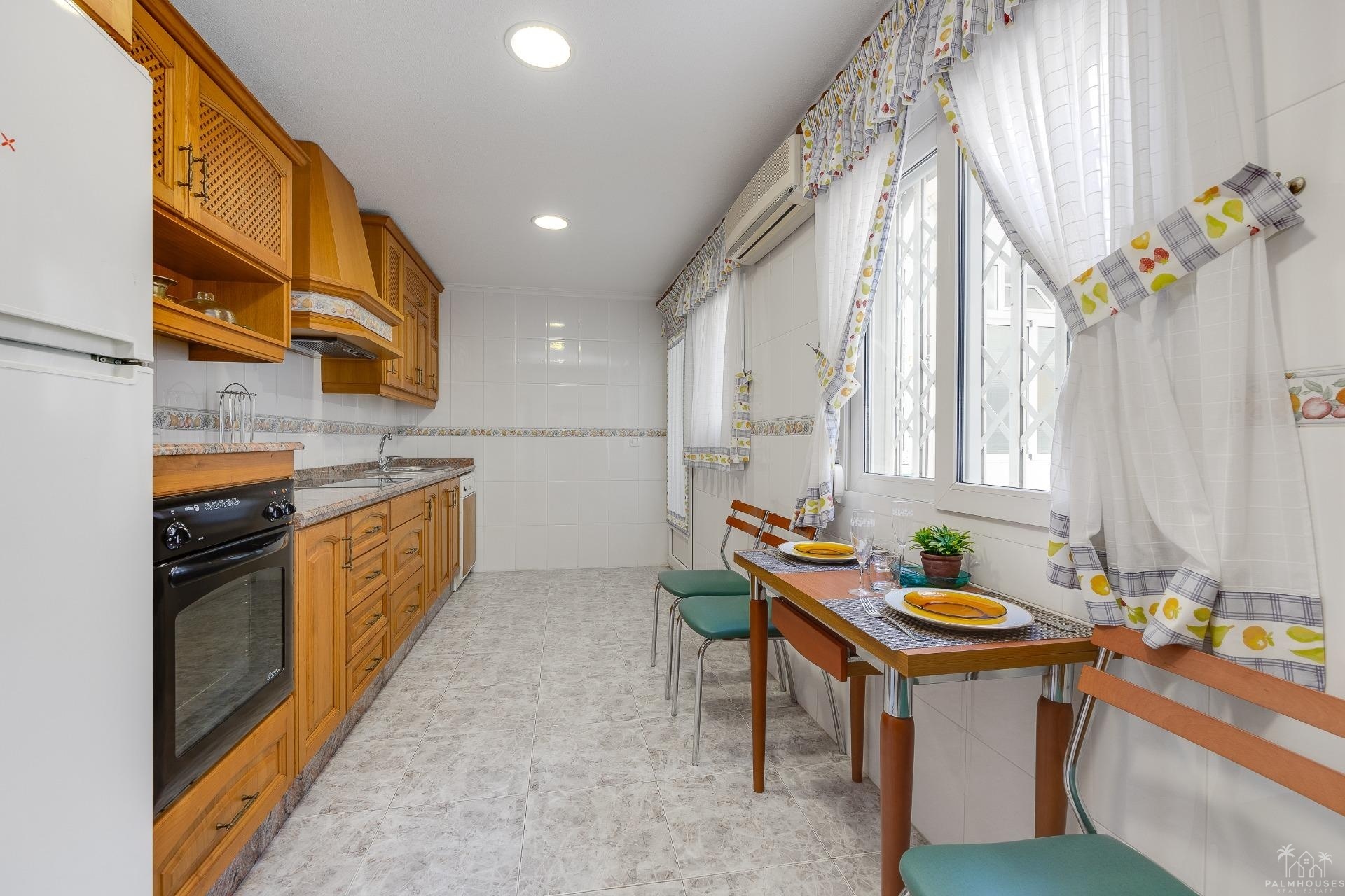 Revente - Apartment - Torrevieja - Paseo maritimo