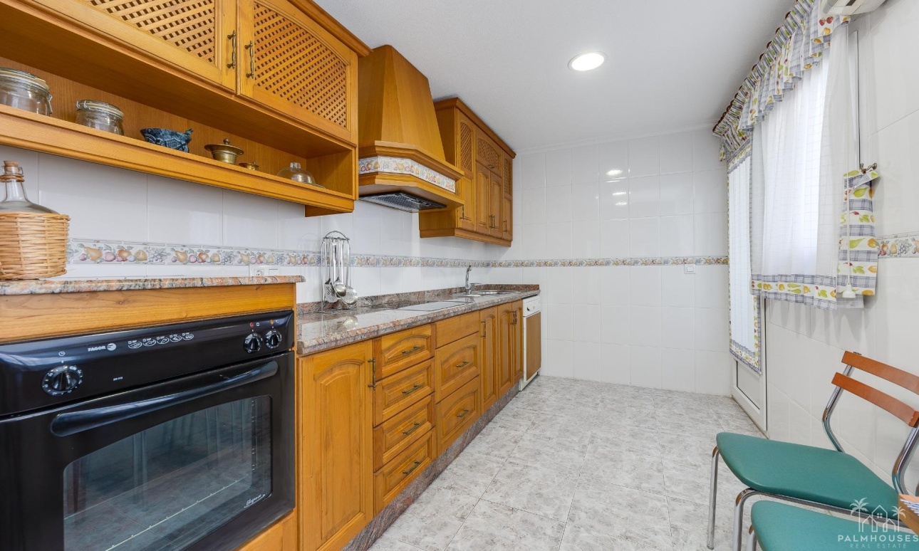Revente - Apartment - Torrevieja - Paseo maritimo