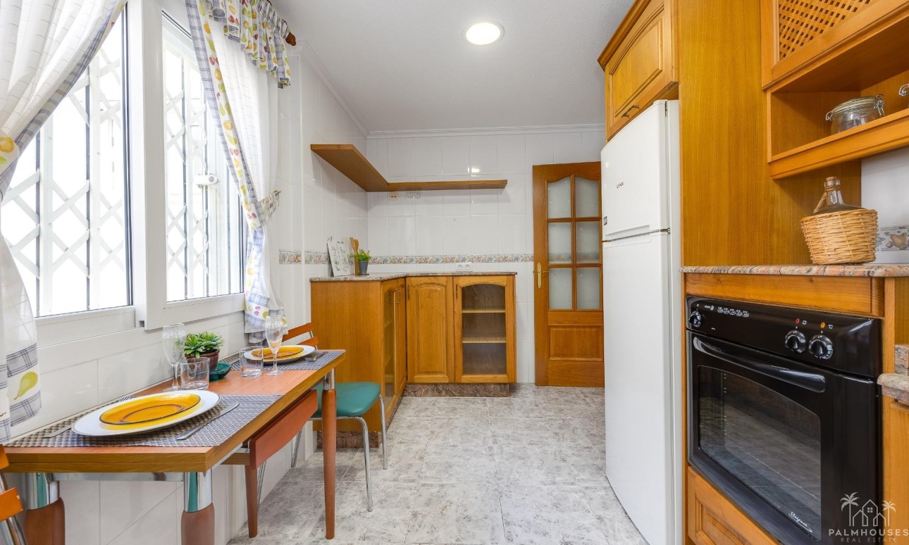 Revente - Apartment - Torrevieja - Paseo maritimo