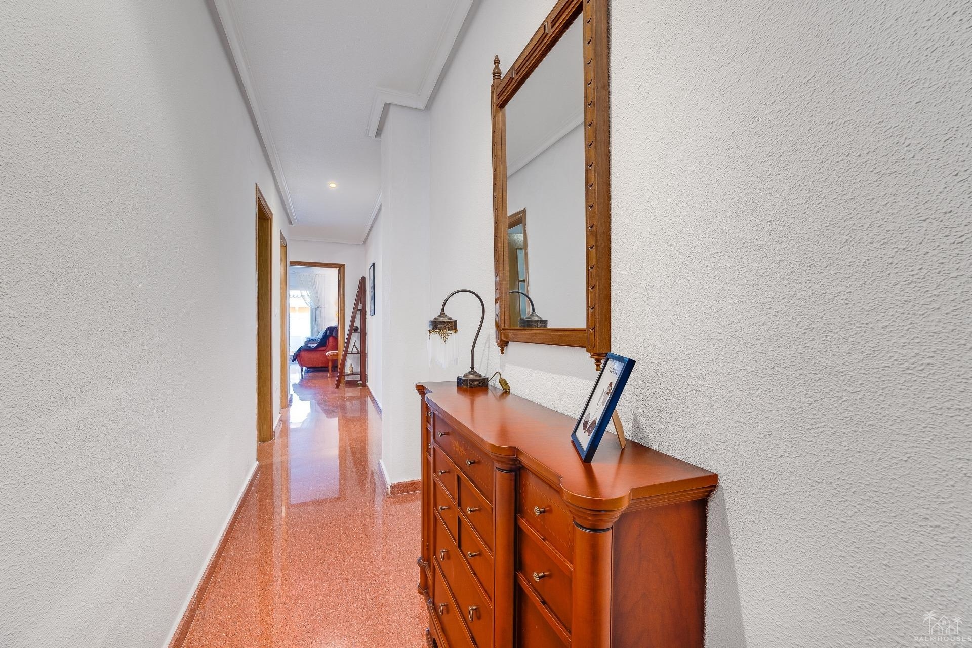 Revente - Apartment - Torrevieja - Paseo maritimo