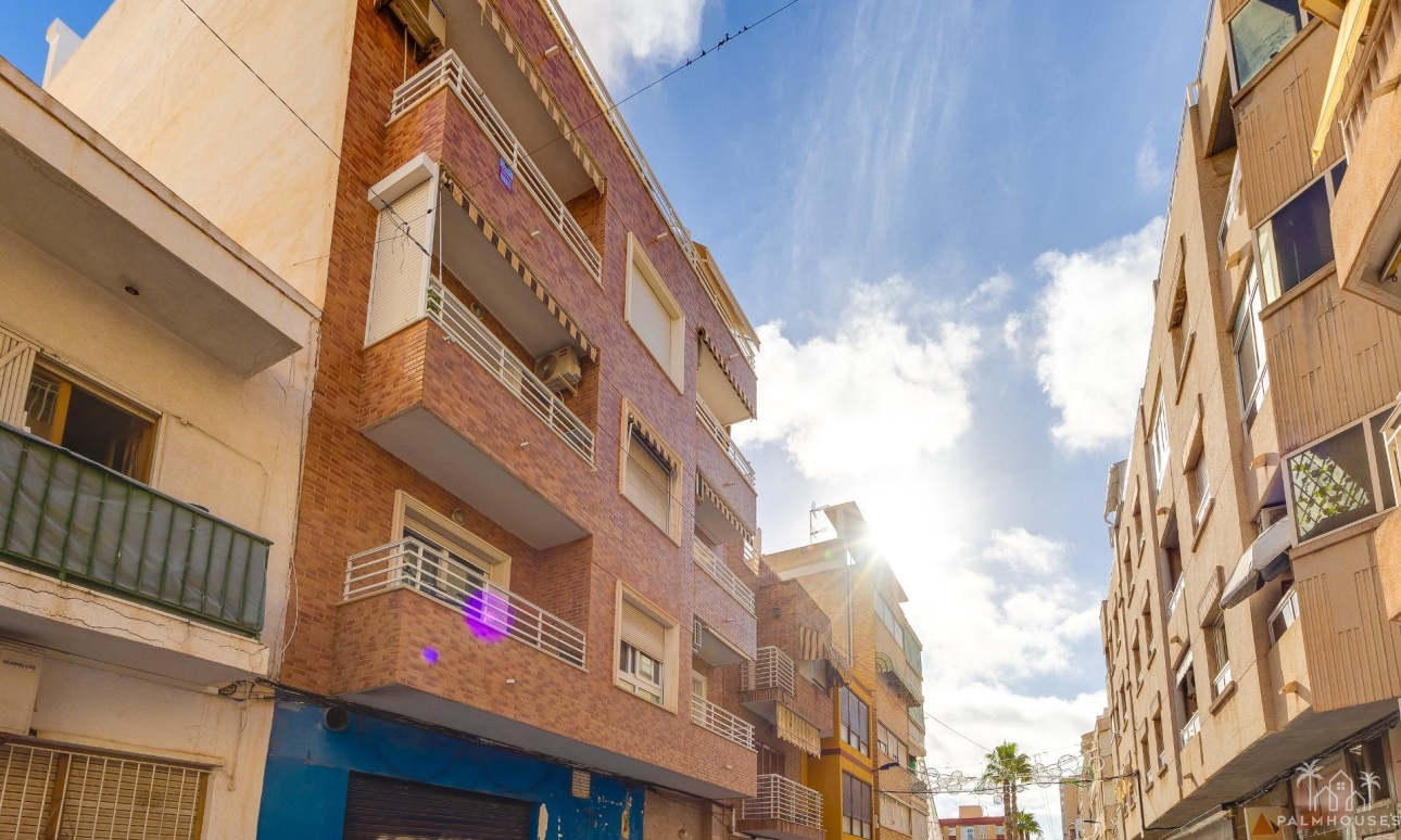 Revente - Apartment - Torrevieja - Paseo maritimo