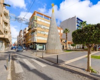 Revente - Apartment - Torrevieja - Paseo maritimo