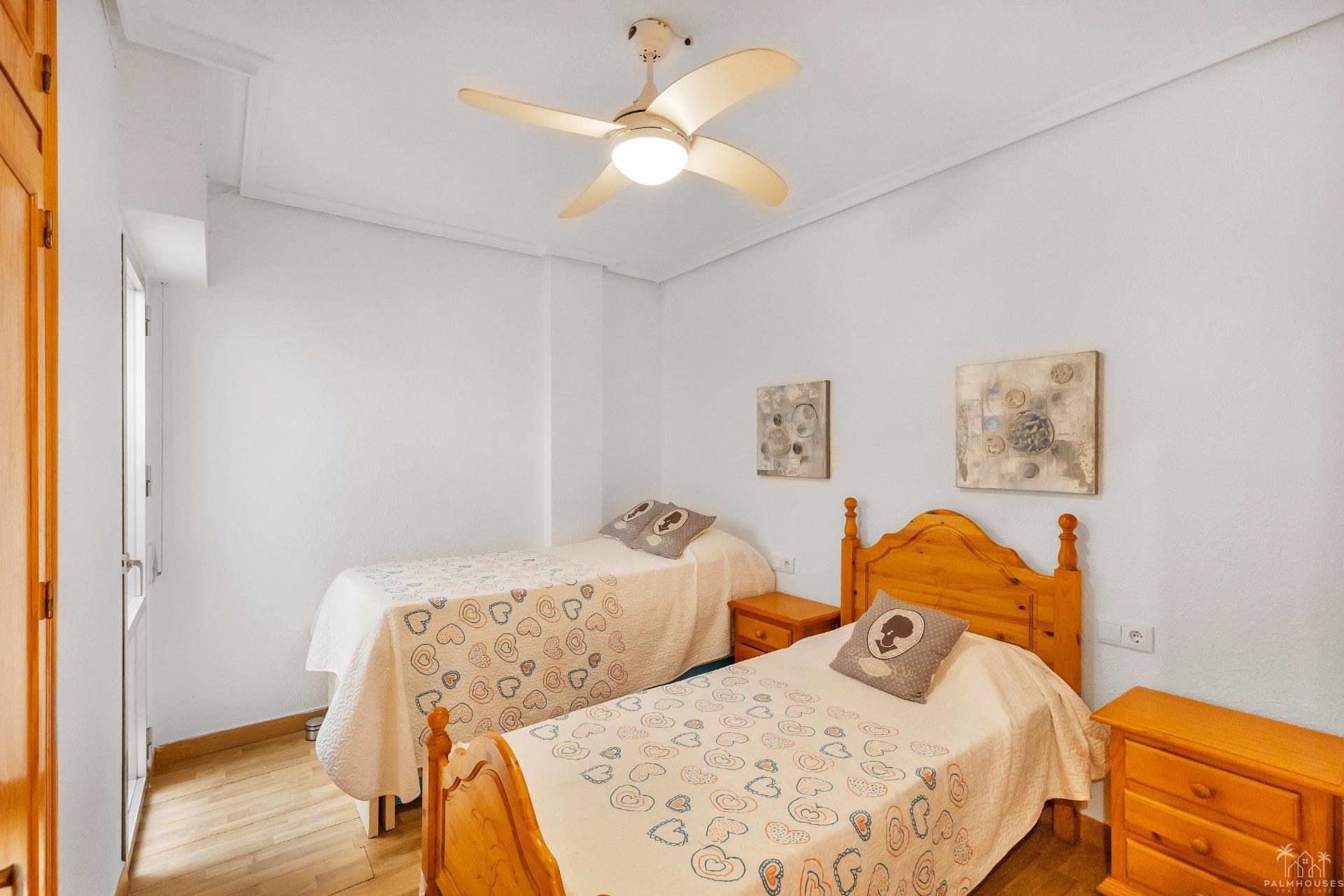Revente - Apartment - Torrevieja - Paseo maritimo