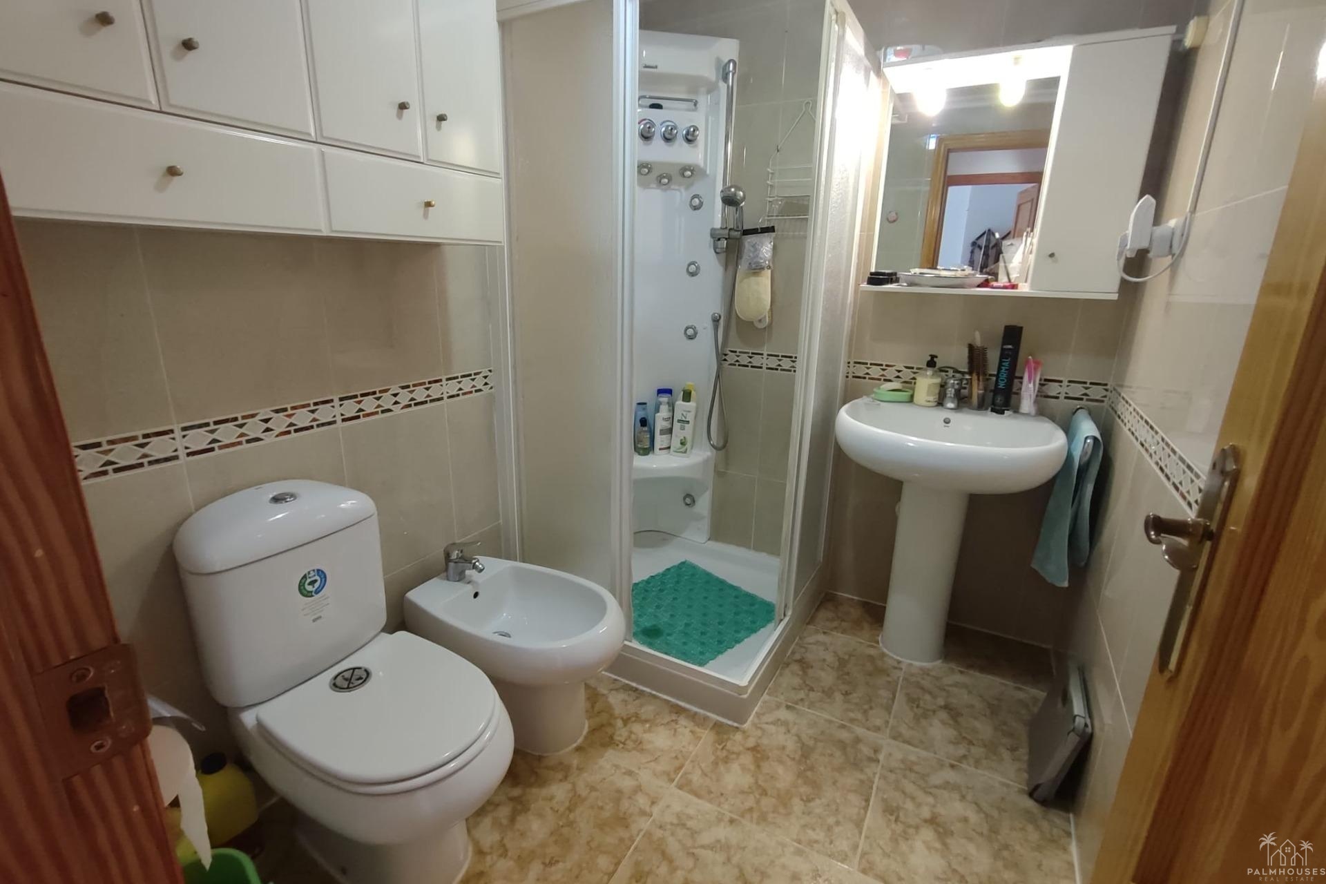Revente - Apartment - Torrevieja - Paseo maritimo