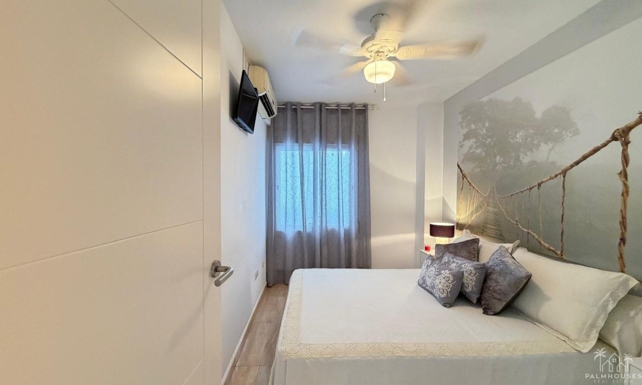 Revente - Apartment - Torrevieja - Paseo maritimo