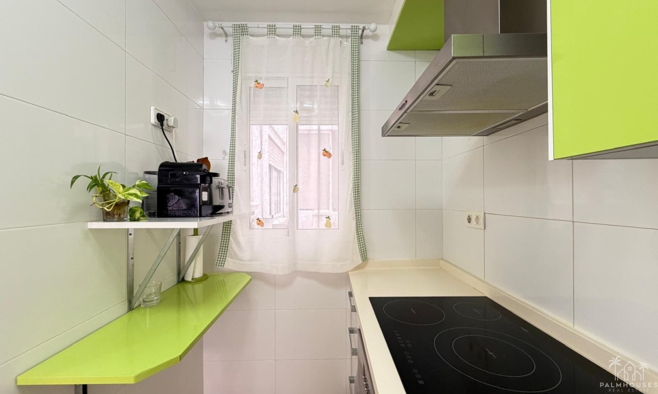 Revente - Apartment - Torrevieja - Paseo maritimo
