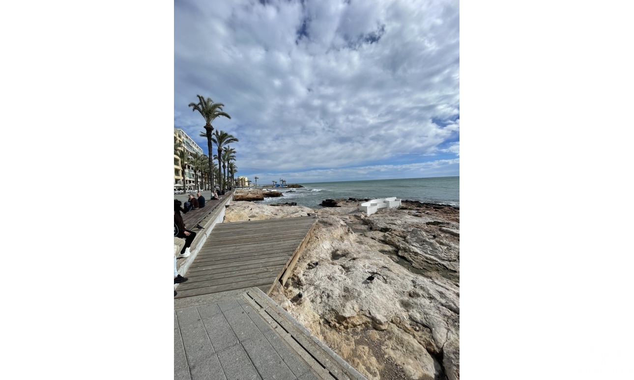Revente - Apartment - Torrevieja - Playa de cura