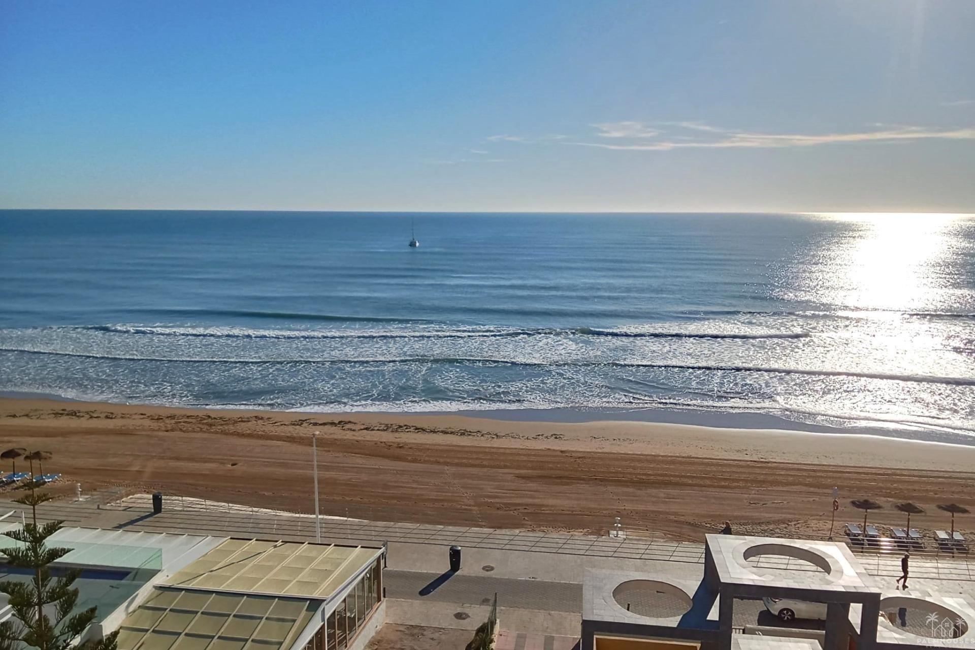 Revente - Apartment - Torrevieja - Playa De La Mata