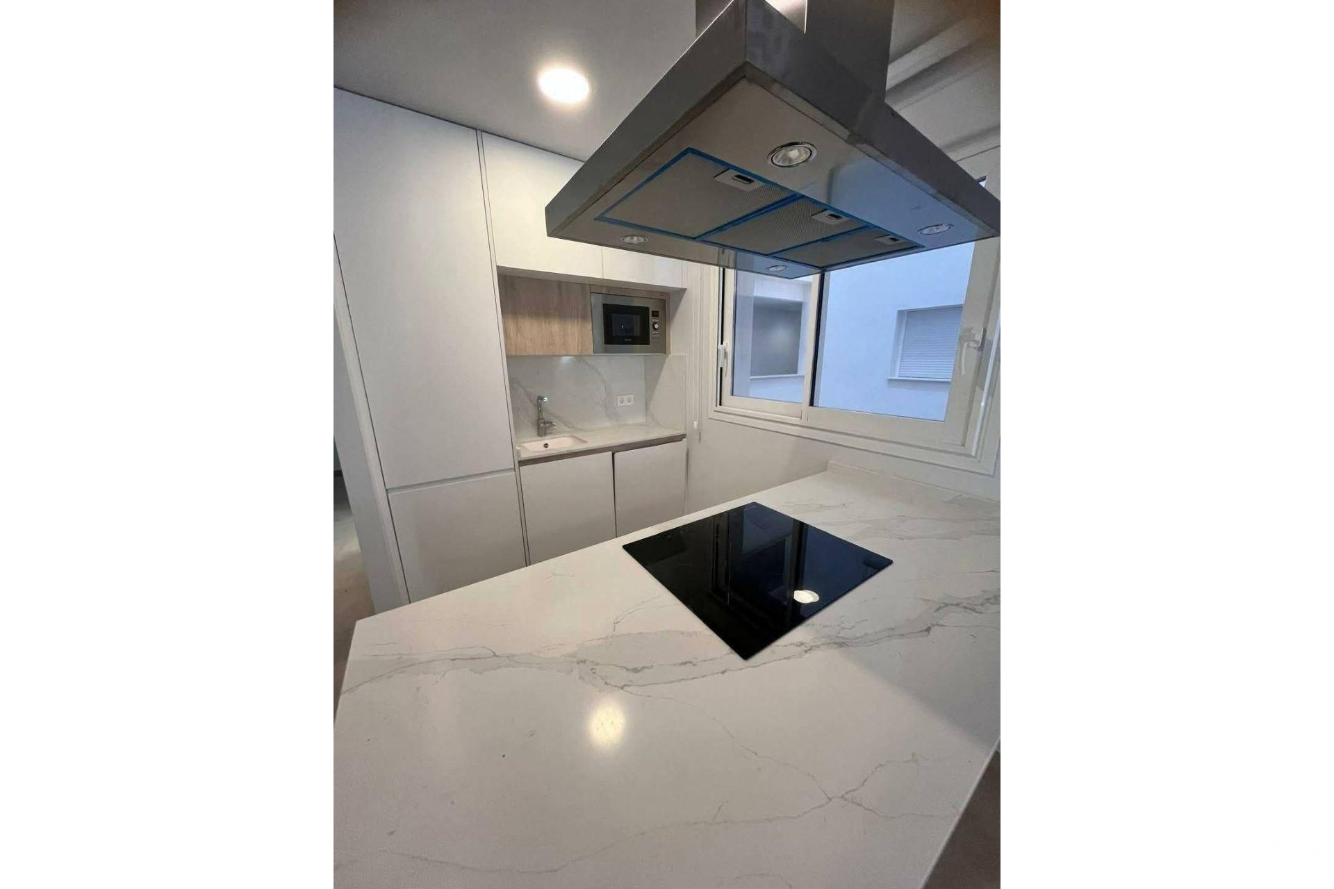 Revente - Apartment - Torrevieja - Playa de los Locos