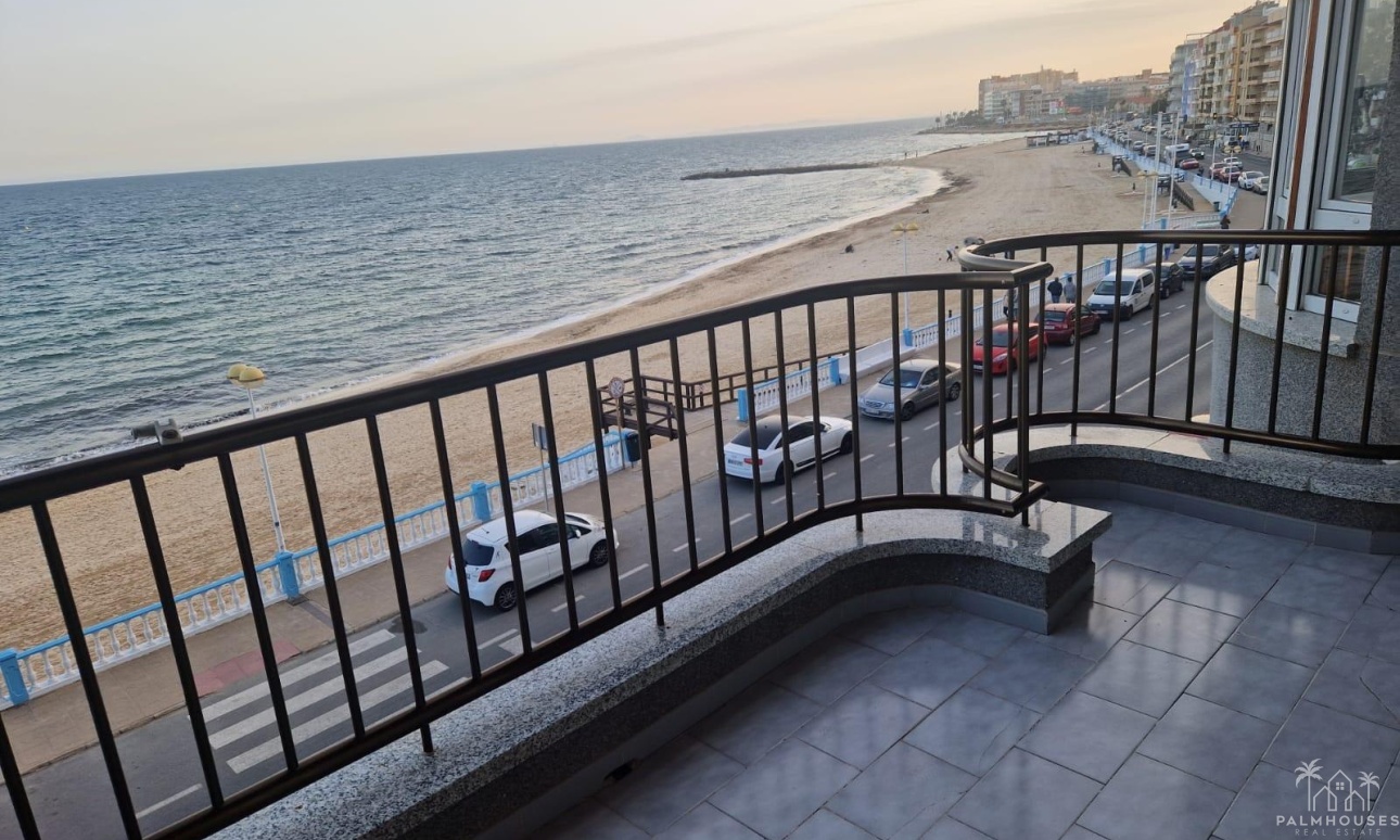 Revente - Apartment - Torrevieja - Playa de los Locos